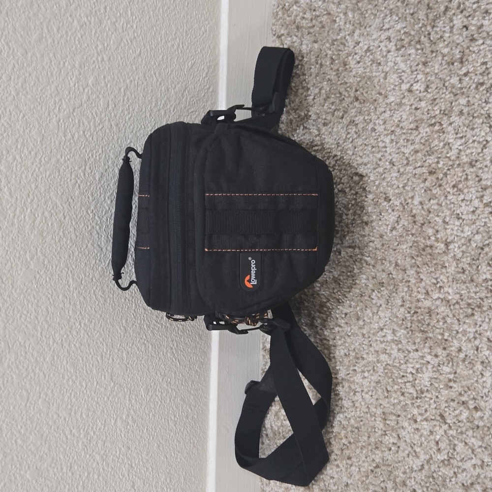 Lowepro Camera Bag Adventura TLZ 15 Black
